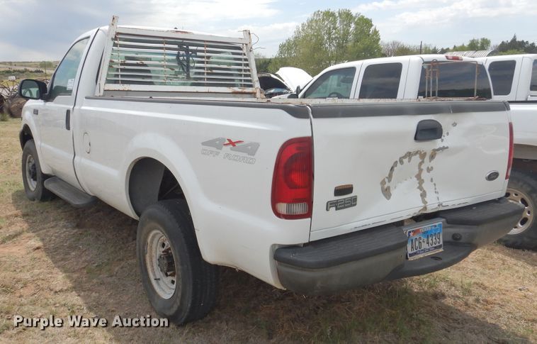 image for item DI0139 2002 Ford F250 Super Duty  pickup truck