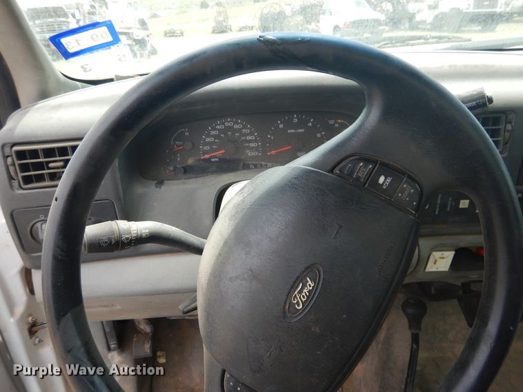 image for item DI0139 2002 Ford F250 Super Duty  pickup truck