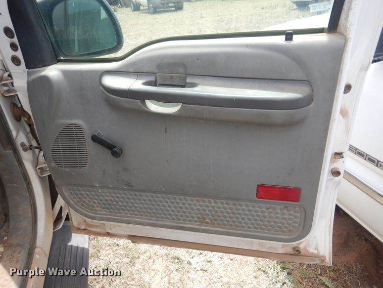 image for item DI0139 2002 Ford F250 Super Duty  pickup truck