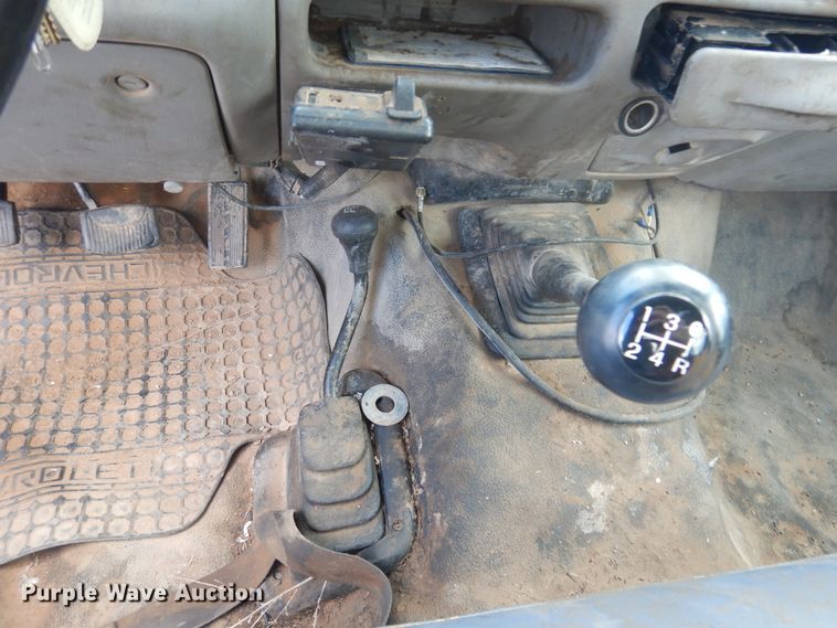 image for item DI0141 2001 Ford F450 Super Duty  bucket truck