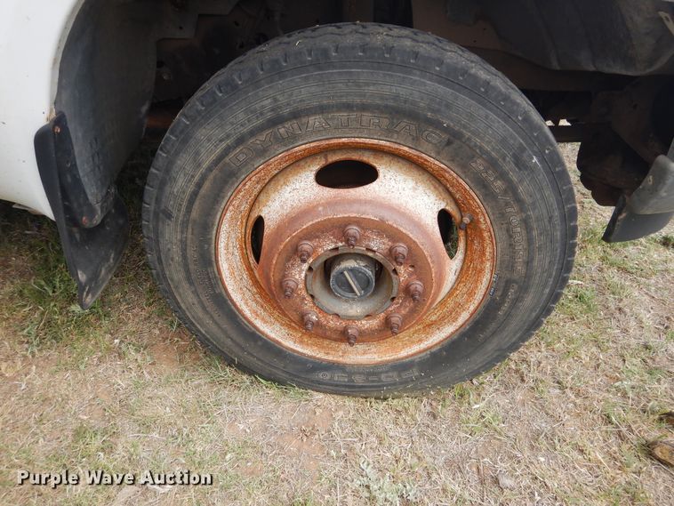 image for item DI0141 2001 Ford F450 Super Duty  bucket truck