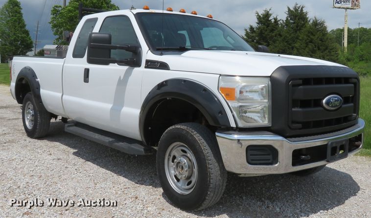 image for item DI2201 2011 Ford F250 Super Duty XL  SuperCab pickup truck
