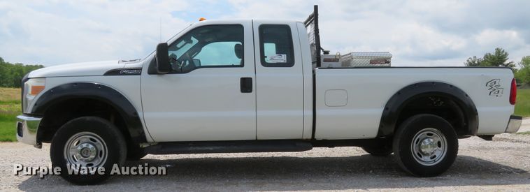 image for item DI2201 2011 Ford F250 Super Duty XL  SuperCab pickup truck