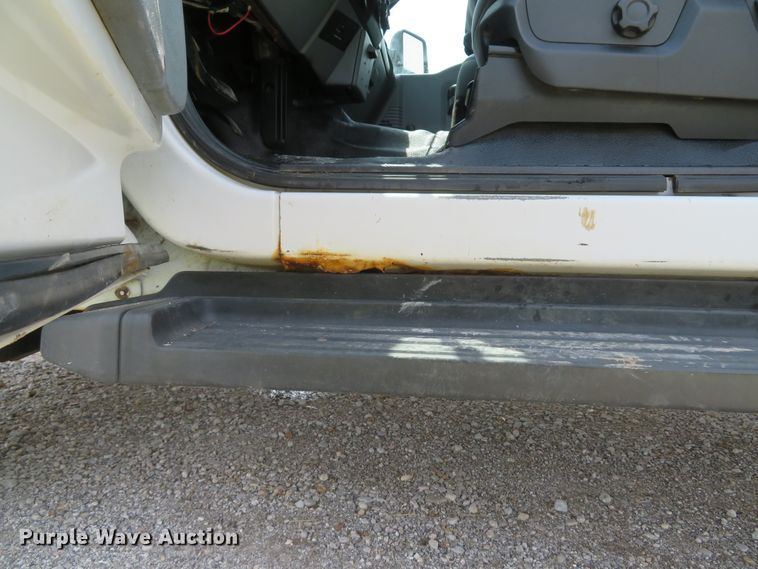 image for item DI2201 2011 Ford F250 Super Duty XL  SuperCab pickup truck