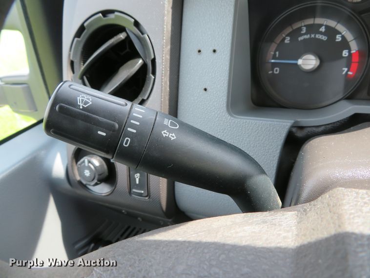 image for item DI2201 2011 Ford F250 Super Duty XL  SuperCab pickup truck