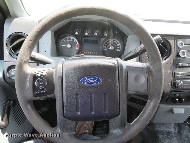 image for item DI2201 2011 Ford F250 Super Duty XL  SuperCab pickup truck