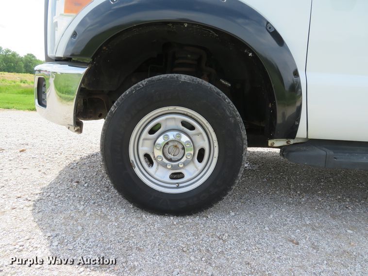 image for item DI2201 2011 Ford F250 Super Duty XL  SuperCab pickup truck