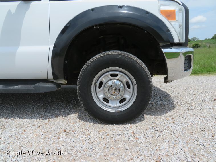 image for item DI2201 2011 Ford F250 Super Duty XL  SuperCab pickup truck