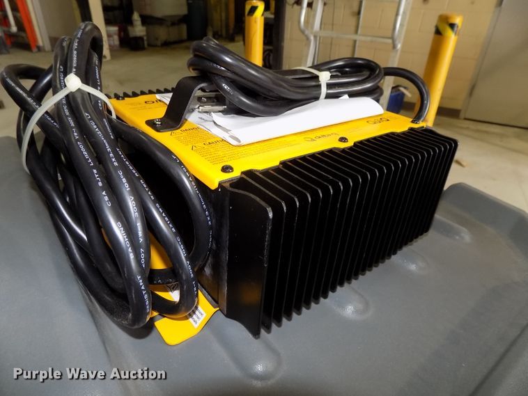 image for item DO9305 Karcher Professional KM90/60RBPADV floor sweeper