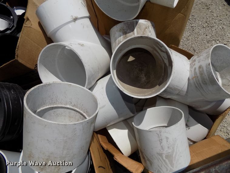image for item DO9307 PVC fittings, pipe, and rack