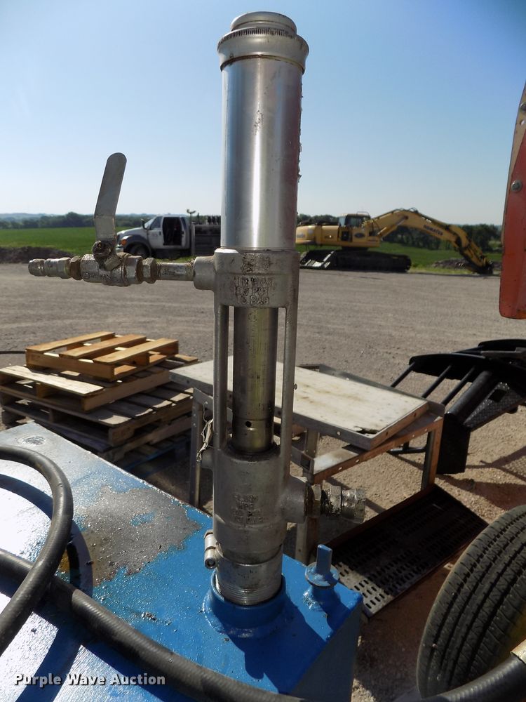 image for item DO9310 Hydraulic tank