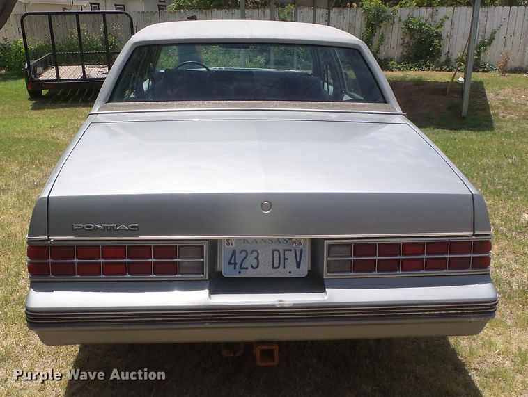 image for item EL9177 1983 Pontiac Bonneville Brougham