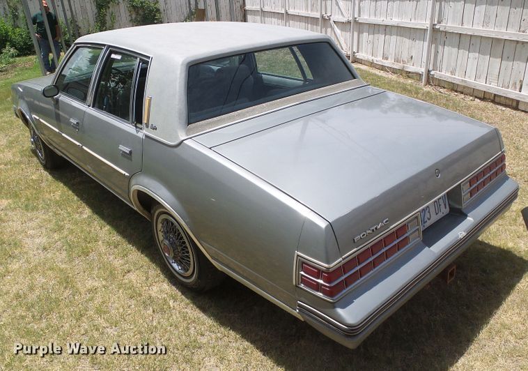 image for item EL9177 1983 Pontiac Bonneville Brougham