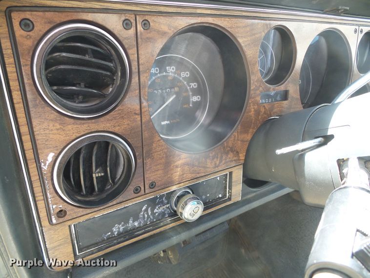 image for item EL9177 1983 Pontiac Bonneville Brougham