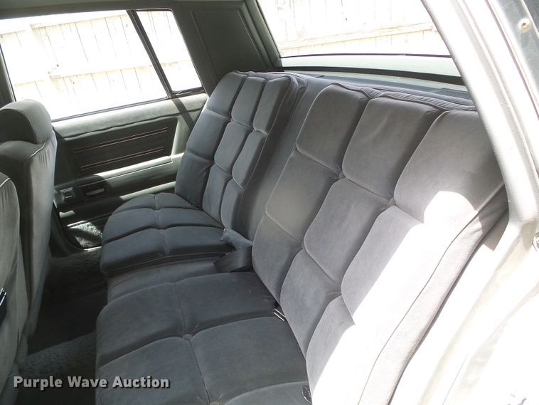 image for item EL9177 1983 Pontiac Bonneville Brougham