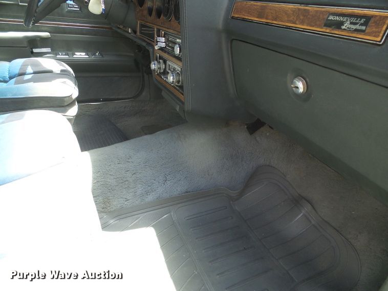 image for item EL9177 1983 Pontiac Bonneville Brougham