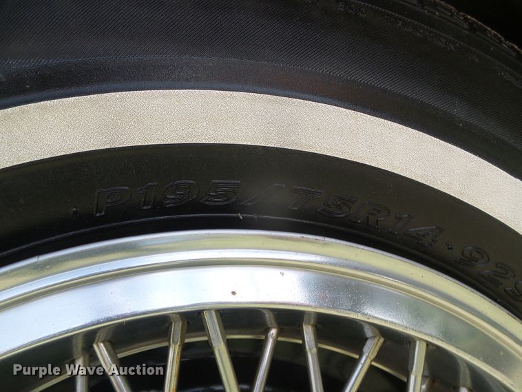 image for item EL9177 1983 Pontiac Bonneville Brougham