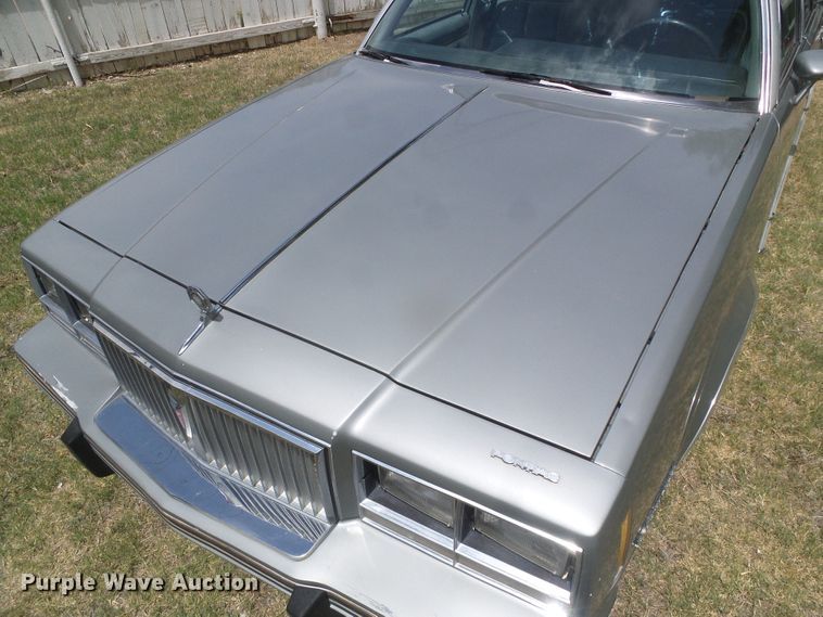 image for item EL9177 1983 Pontiac Bonneville Brougham