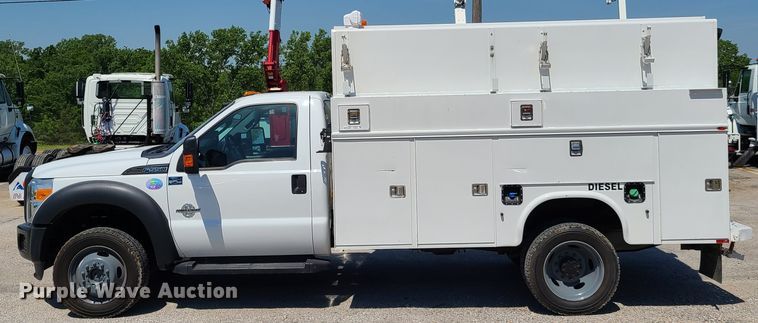 image for item EL9830 2012 Ford F550 Super Duty  utility bed truck