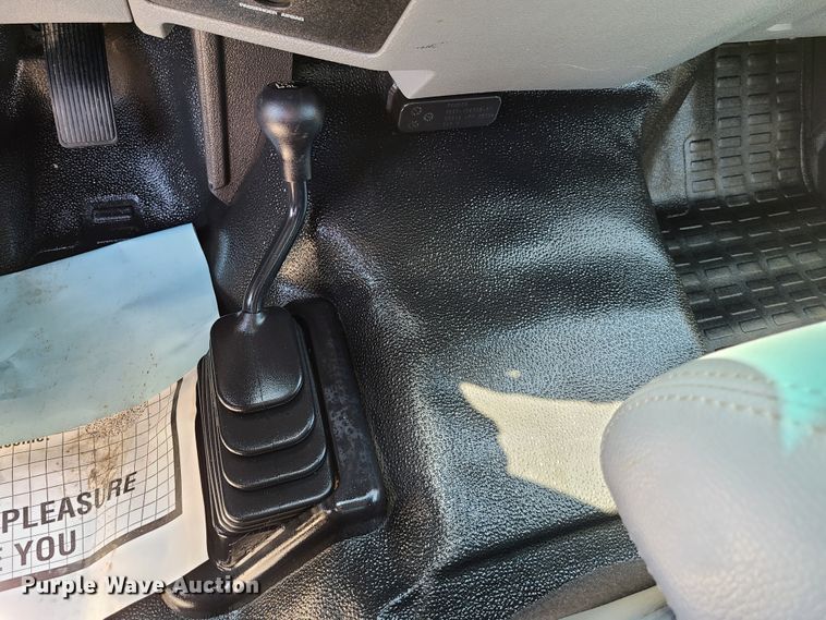 image for item EL9830 2012 Ford F550 Super Duty  utility bed truck