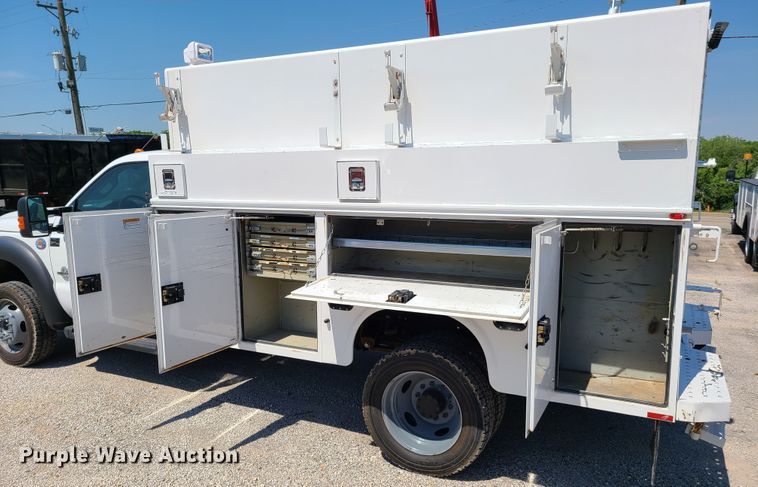 image for item EL9830 2012 Ford F550 Super Duty  utility bed truck