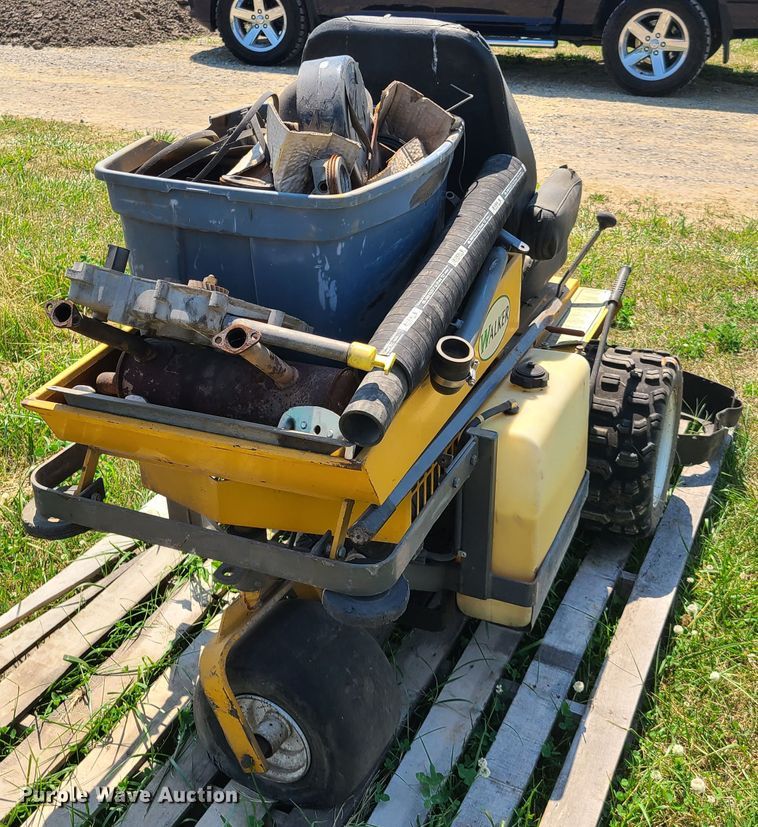 image for item EL9836 Walker MTSD ZTR lawn mower