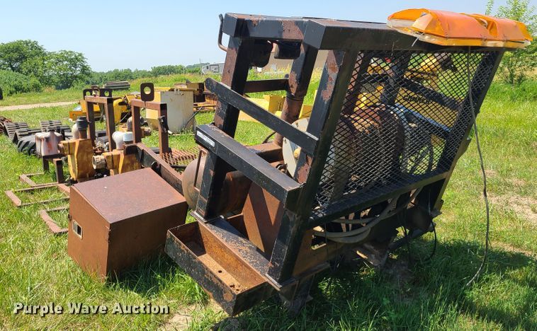 image for item EL9849 Headache rack with winch