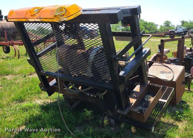 image for item EL9849 Headache rack with winch