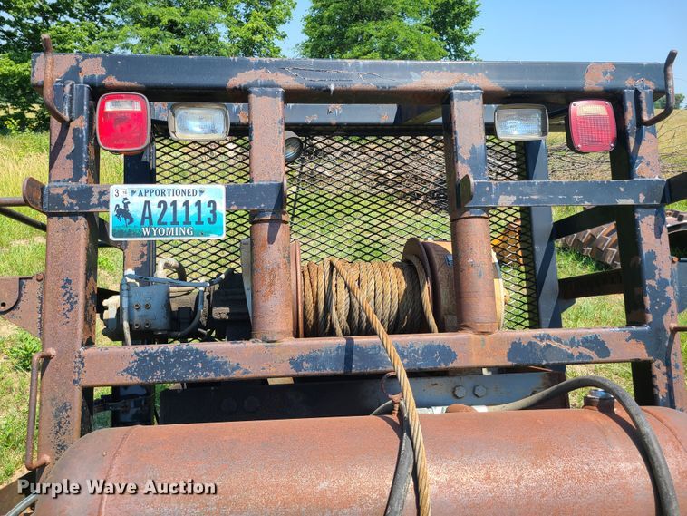 image for item EL9849 Headache rack with winch