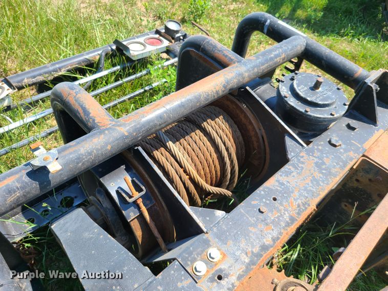 image for item EL9850 Headache rack with winch