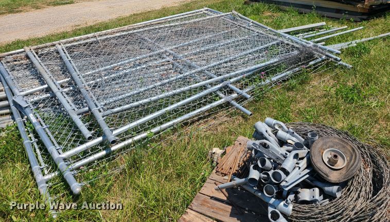 image for item EL9859 Chain link fence