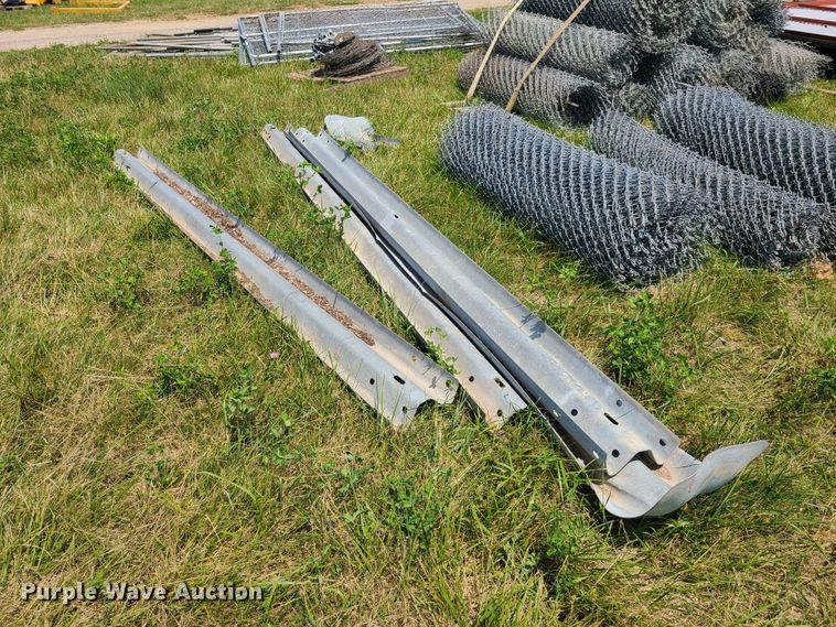 image for item EL9859 Chain link fence