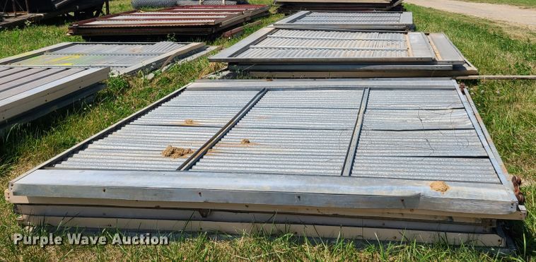 image for item EL9860 Approximately 42 steel hanger doors