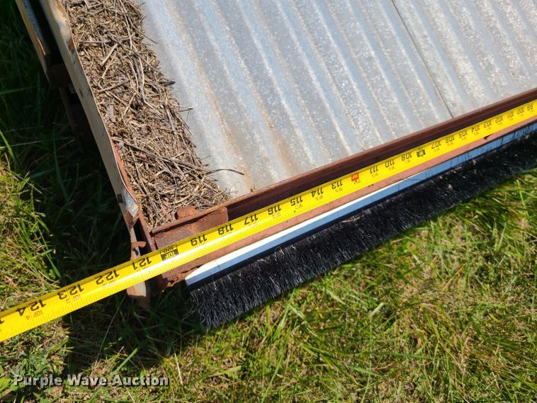 image for item EL9860 Approximately 42 steel hanger doors