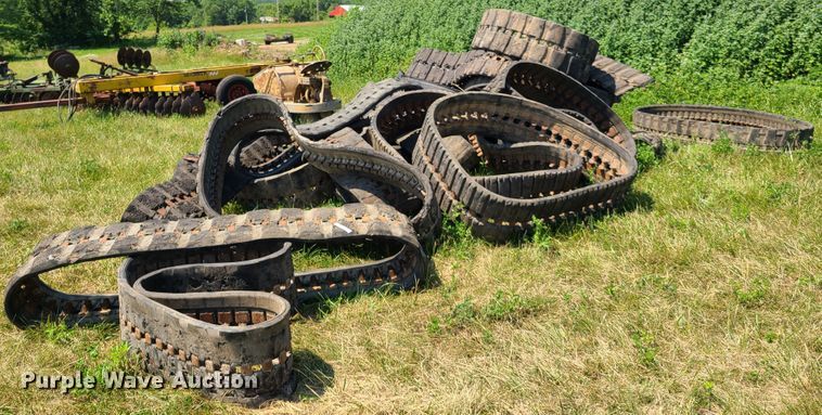 image for item EL9862 Rubber tracks