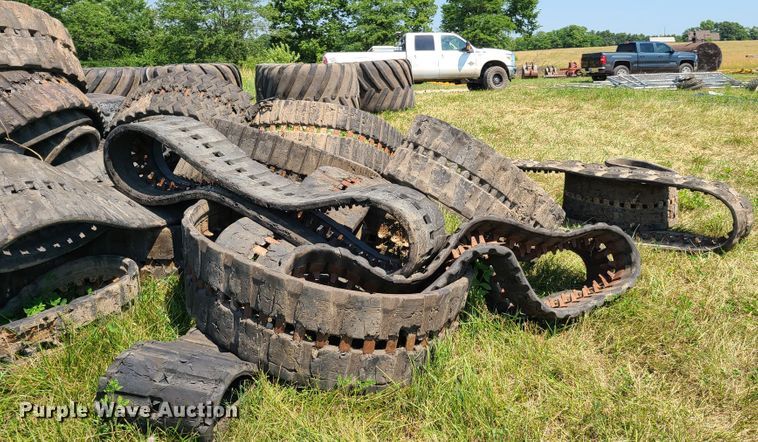 image for item EL9862 Rubber tracks