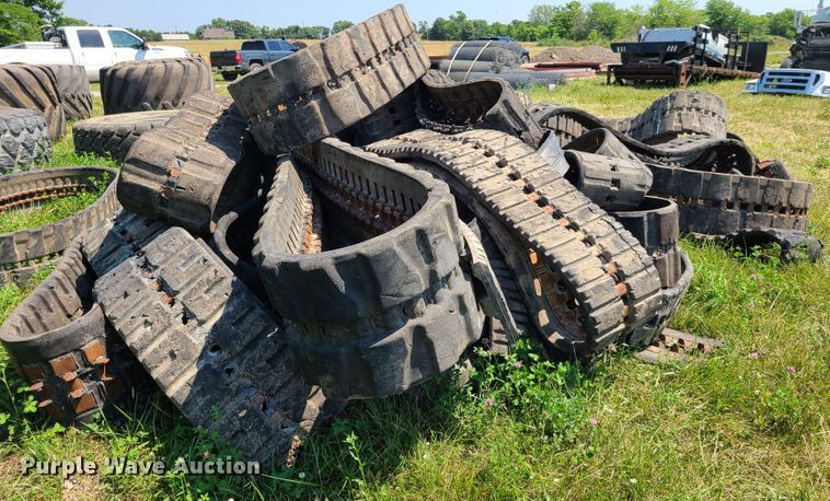 image for item EL9862 Rubber tracks