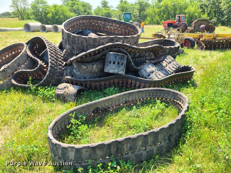 image for item EL9862 Rubber tracks