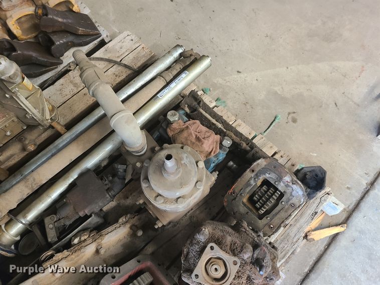 image for item EL9874 Pumps