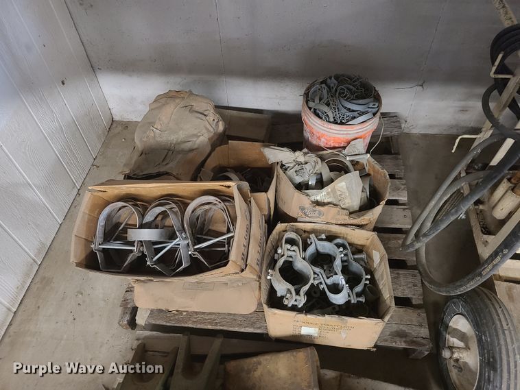 image for item EL9876 Fencing brackets/clamps