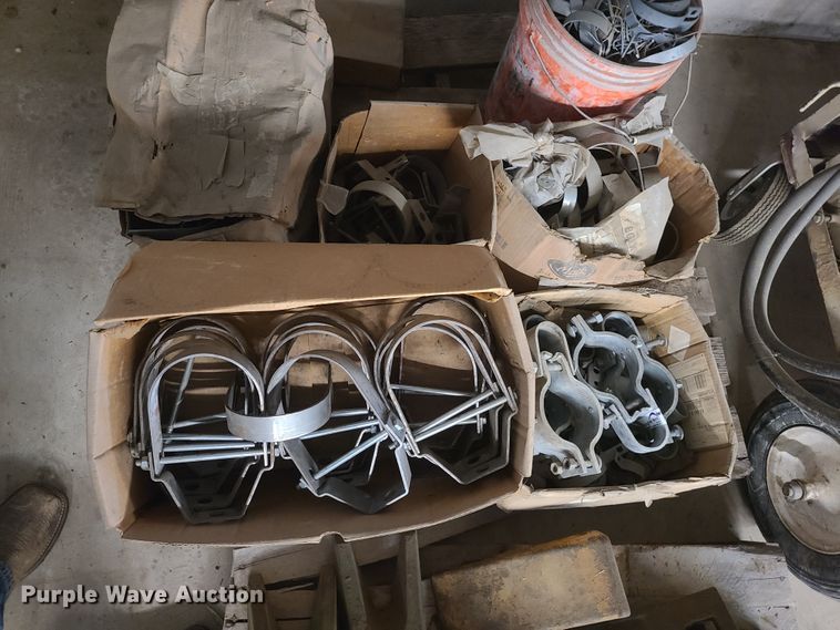 image for item EL9876 Fencing brackets/clamps