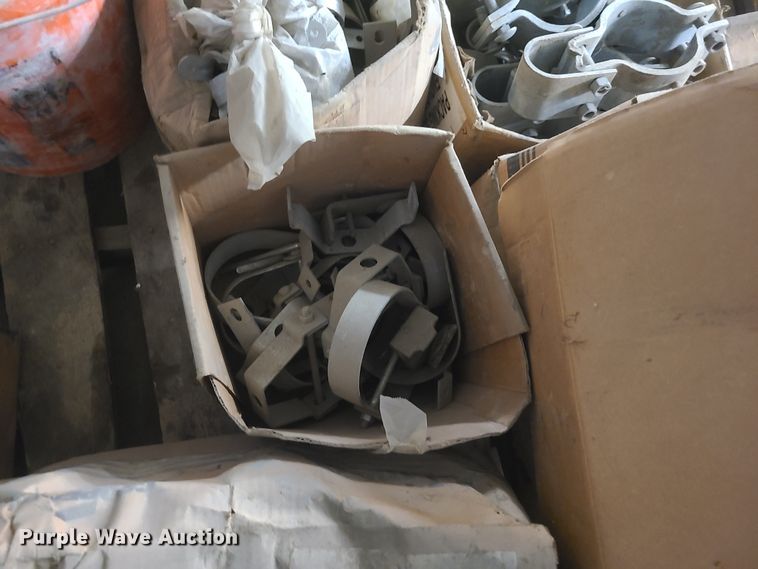 image for item EL9876 Fencing brackets/clamps