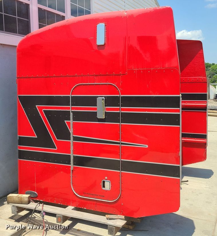 image for item EL9879 Unibilt UltraCab sleeper