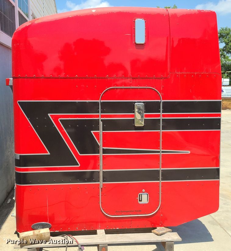 image for item EL9879 Unibilt UltraCab sleeper