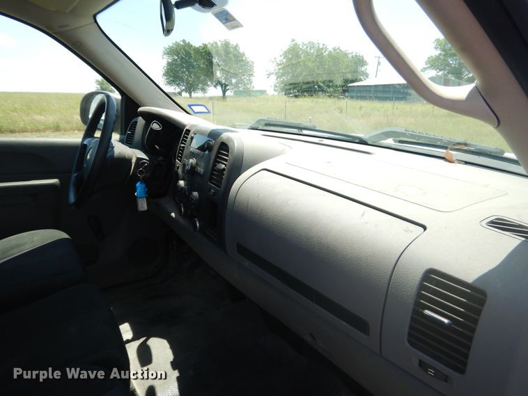 image for item ES9636 2012 Chevrolet Silverado 1500  pickup truck