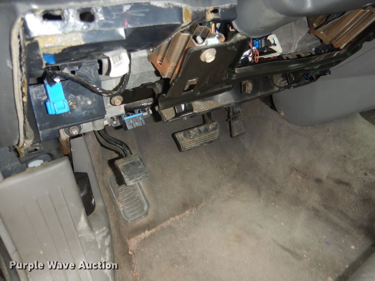 image for item FA9350 2005 Cadillac DeVille