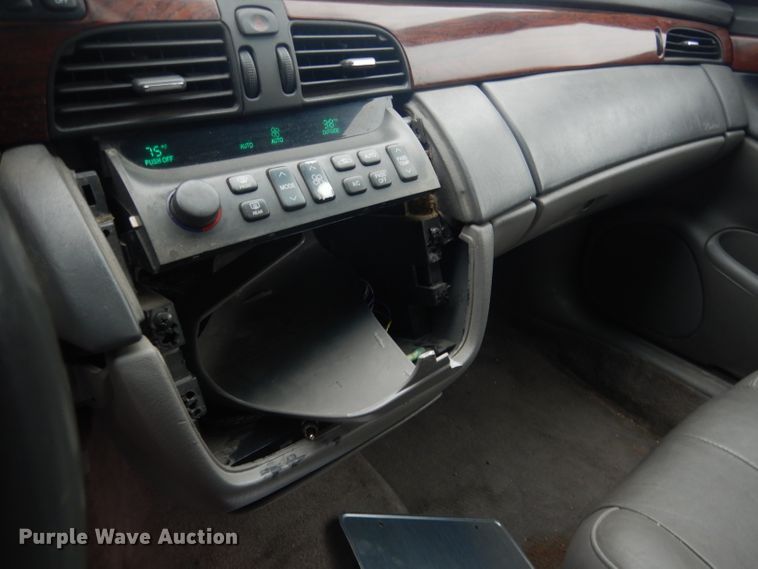 image for item FA9350 2005 Cadillac DeVille