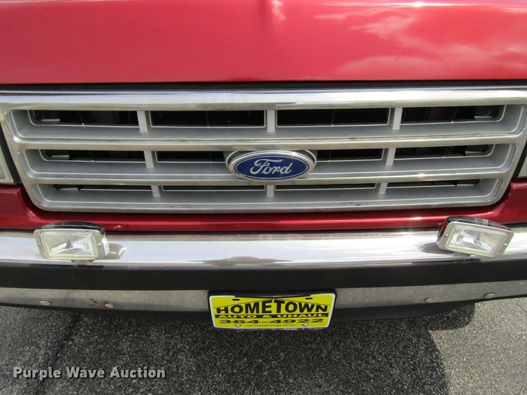 image for item FD9436 1987 Ford Bronco  SUV