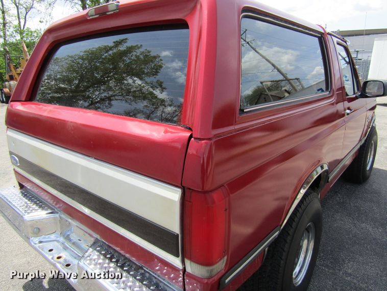 image for item FD9436 1987 Ford Bronco  SUV