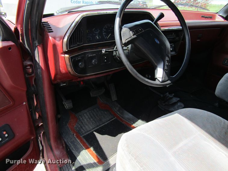 image for item FD9436 1987 Ford Bronco  SUV